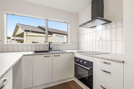Photo of property in 1/24 Solveig Place, Randwick Park, Auckland, 2105