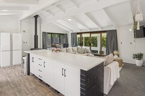 Photo of property in 53 Mountain Road, Western Heights, Rotorua, 3015