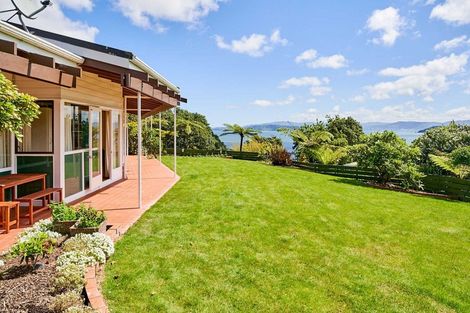 Photo of property in 45 Walter Road, Lowry Bay, Lower Hutt, 5013