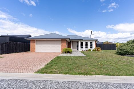 Photo of property in 20 Hewson Crescent, Lake Hawea, Wanaka, 9382