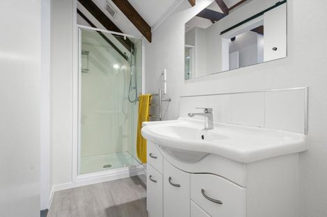 Photo of property in 66 Thornton Road, Cambridge, 3434