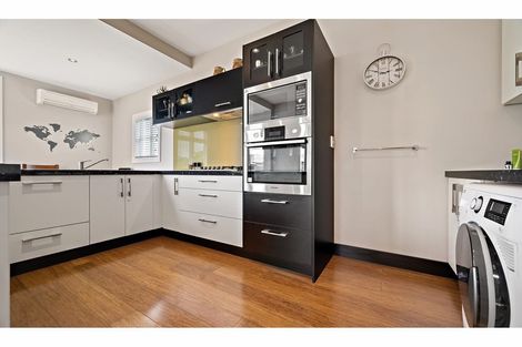 Photo of property in 6 Mortlake Street, Islington, Christchurch, 8042