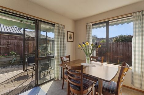 Photo of property in 1/5 Tuscany Place, Beckenham, Christchurch, 8023