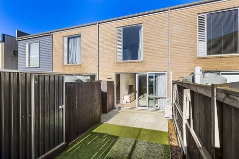 Photo of property in 6 Shelduck Way, Hobsonville, Auckland, 0616