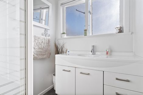 Photo of property in 42 High Street, Island Bay, Wellington, 6023