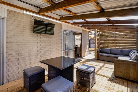 Photo of property in 28a Simons Street, Moturoa, New Plymouth, 4310