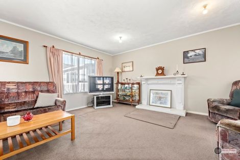 Photo of property in 10b Purser Grove, Fairfield, Lower Hutt, 5011