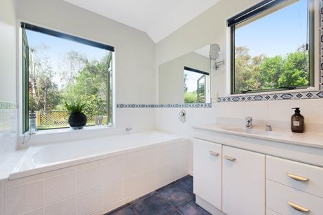 Photo of property in 19 Sea Poppy Way, Otaihanga, Paraparaumu, 5036