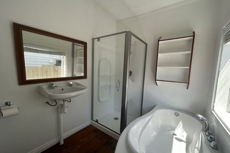 Photo of property in 52 Calliope Road, Devonport, Auckland, 0624