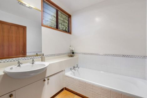 Photo of property in 40 Braeside, Kinmont Park, Mosgiel, 9024