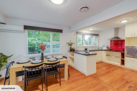 Photo of property in 271 Fifield Terrace, Opawa, Christchurch, 8023