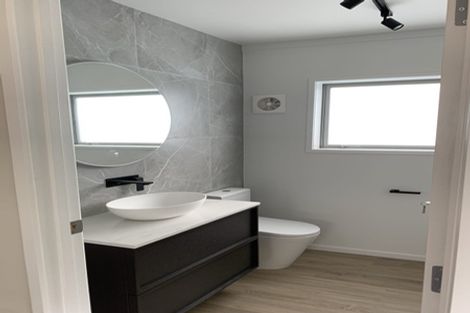 Photo of property in 53 Marellen Drive, Red Beach, 0932