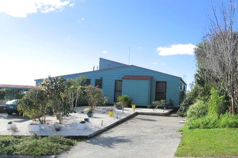 Photo of property in 4 Tui Grove, Paihia, 0200
