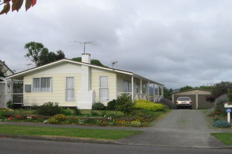 Photo of property in 11 Kanawa Street, Waikanae, 5036