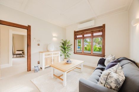 Photo of property in 14 Francis Drake Street, Waipukurau, 4200