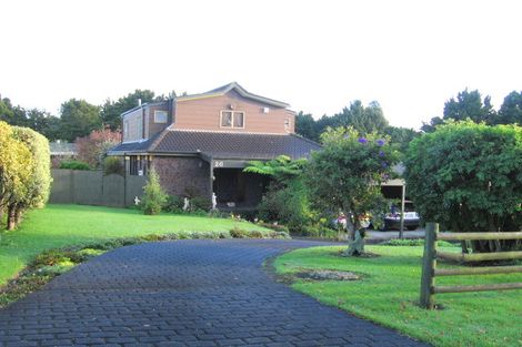 Photo of property in 26 Hurstbourn Priors, Goodwood Heights, Auckland, 2105