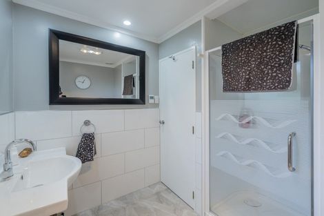 Photo of property in 14 Matipo Street, Levin, 5510