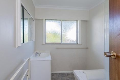Photo of property in 18 Burn Street, Levin, 5510