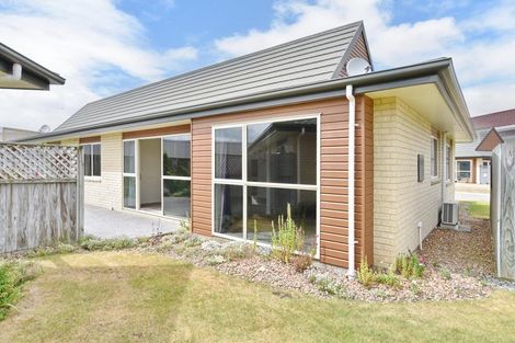 Photo of property in Rivertown Villas, 150 Williams Street, Kaiapoi, 7630