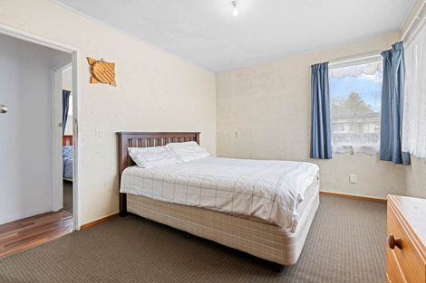 Photo of property in 14 Yearsley Place, Manurewa, Auckland, 2102