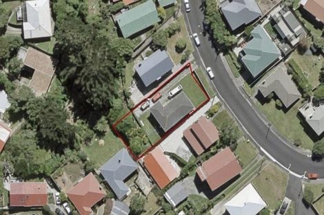 Photo of property in 31 Turville Crescent, Newlands, Wellington, 6037