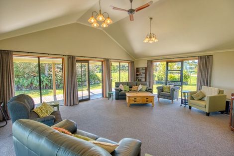 Photo of property in 315 Lake Brunner Road, Moana, Kumara, 7875
