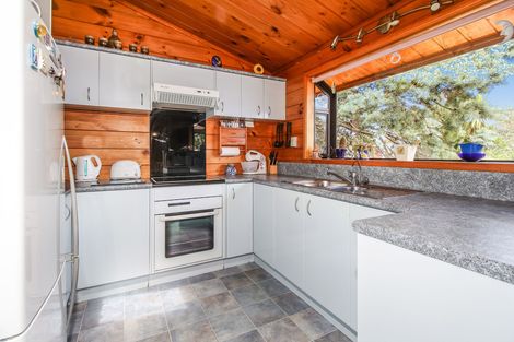 Photo of property in 39 Fitzherbert Avenue, West Harbour, Auckland, 0618