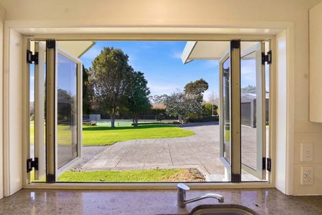 Photo of property in 61 Clarke Road, Te Puna, Tauranga, 3176