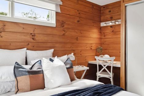 Photo of property in 44 Grand Vue Road, Kawaha Point, Rotorua, 3010