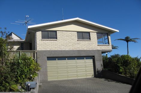 Photo of property in 17 Stanton Crescent, Karoro, Greymouth, 7805