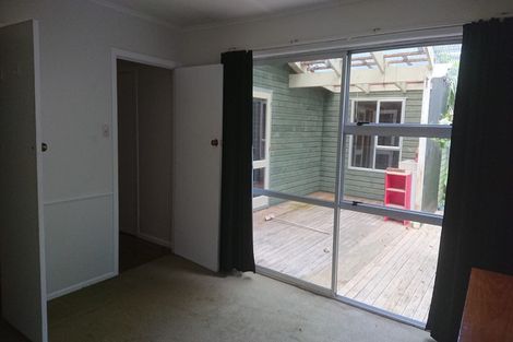 Photo of property in 504 West Coast Road, Glen Eden, Auckland, 0602