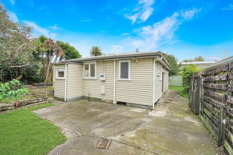 Photo of property in 1/16 Opaheke Road, Papakura, 2110