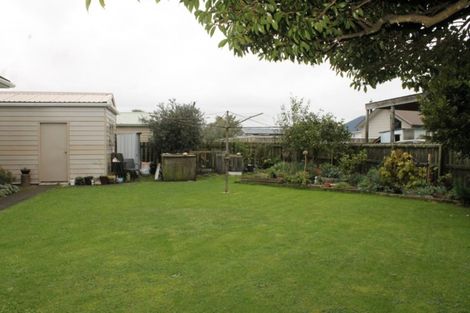 Photo of property in 66 Rintoul Street, Westport, 7825