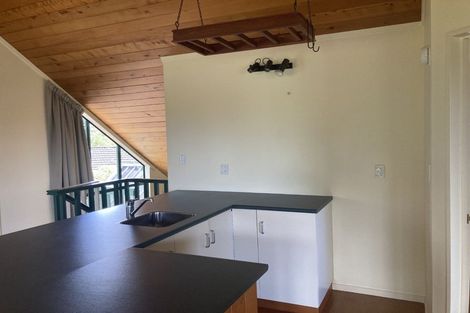 Photo of property in 16 Totara Drive, St Andrews, Hamilton, 3200