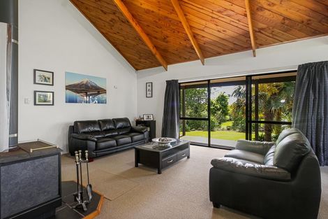 Photo of property in 1304 Glenbrook Road, Glenbrook, Waiuku, 2681