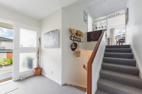 Photo of property in 8 Seaview Crescent, Picton, 7220