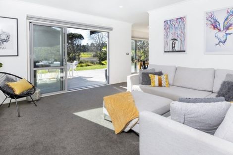Photo of property in 23 Brownhill Road, Whitford, Manurewa, 2576