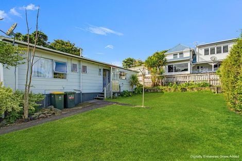 Photo of property in 2/15a Mcintyre Road, Mangere Bridge, Auckland, 2022