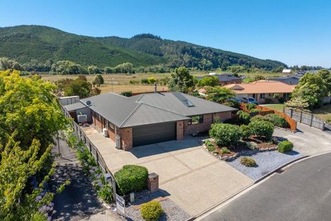 Photo of property in 21 Whiting Drive, Wakefield, 7025