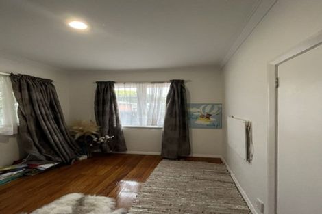 Photo of property in 54 Routley Crescent, Elderslea, Upper Hutt, 5018