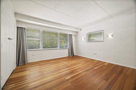 Photo of property in 20 Ingle Avenue, Waipahihi, Taupo, 3330