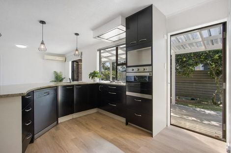 Photo of property in 15 Crossley Street, Katikati, 3129