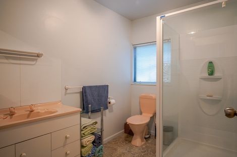 Photo of property in 39 Bayview Crescent, Duvauchelle, 7581