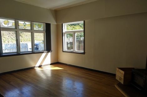 Photo of property in 271 Ohiro Road, Brooklyn, Wellington, 6021