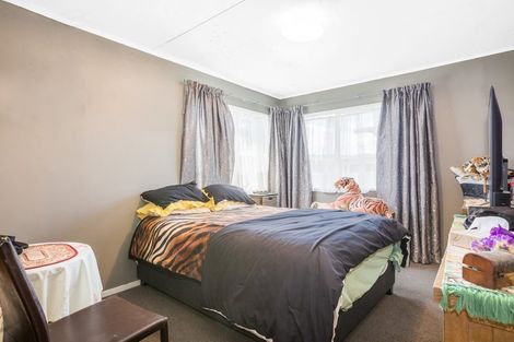 Photo of property in 35 Power Street, Levin, 5510