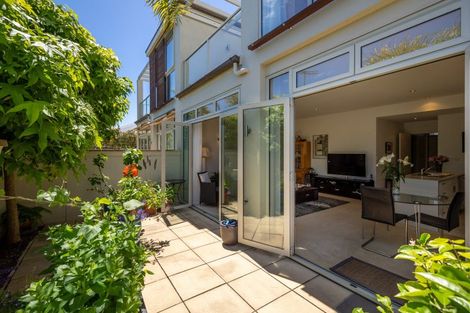 Photo of property in 2/39 Trafalgar Street, The Wood, Nelson, 7010