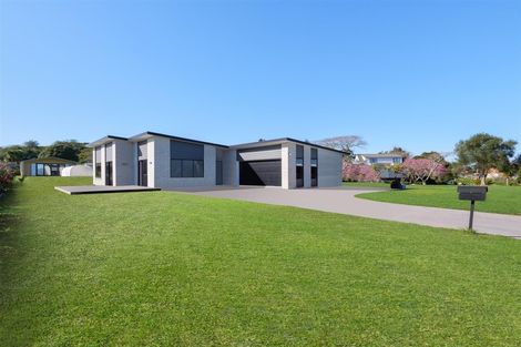 Photo of property in 6a Church Road, Maketu, Te Puke, 3189