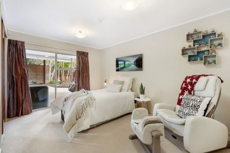 Photo of property in 2/154 Onewa Road, Northcote, Auckland, 0627