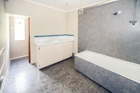 Photo of property in 12a Clyde Street, Oamaru North, Oamaru, 9400