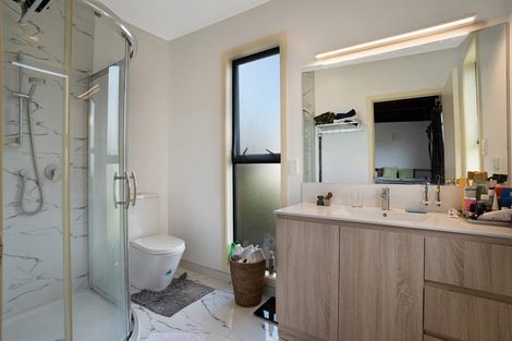 Photo of property in 2/20 Humphrey Kemp Avenue, Henderson, Auckland, 0612